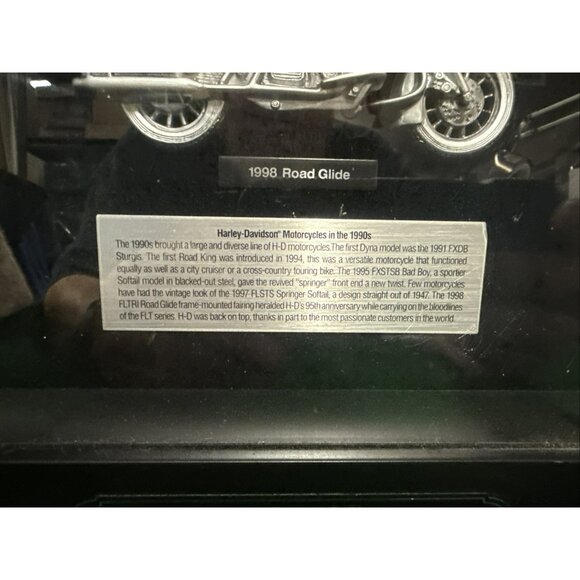 2008 Harley Davidson Heritage Collection Plaque Motorcycles of the 1990's - Picture 6 of 10